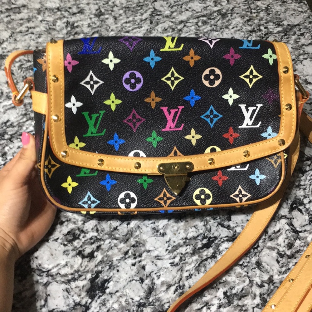 SOLD!!📦Authentic Louis Vuitton Multicolor Sologne